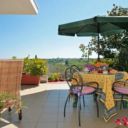 Casa Mastronardi 4* 카스텔라나그로테